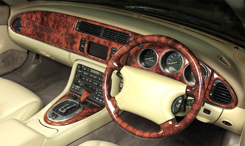 XK8 and XKR parts Replacement Dash Top in Burr Walnut 