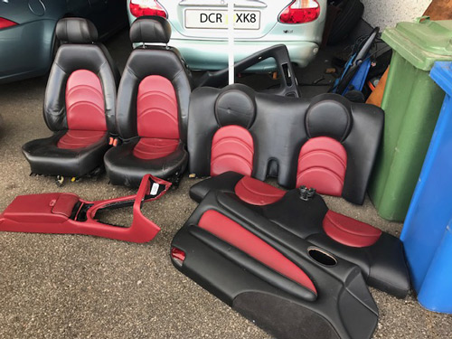 Black and Red Seats and Interior Trim Car Set 